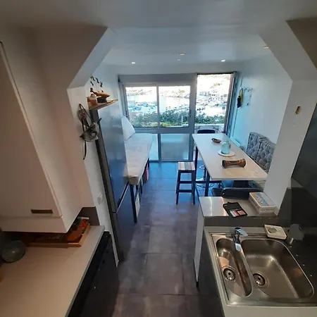 Cabanon Vue Et Calanques Les Goudes